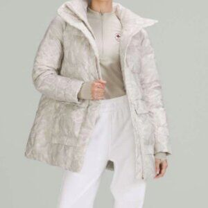 (6219) LULULEMON DOWN JACKET in Sz 2 Oversized *GOOSE DOWN